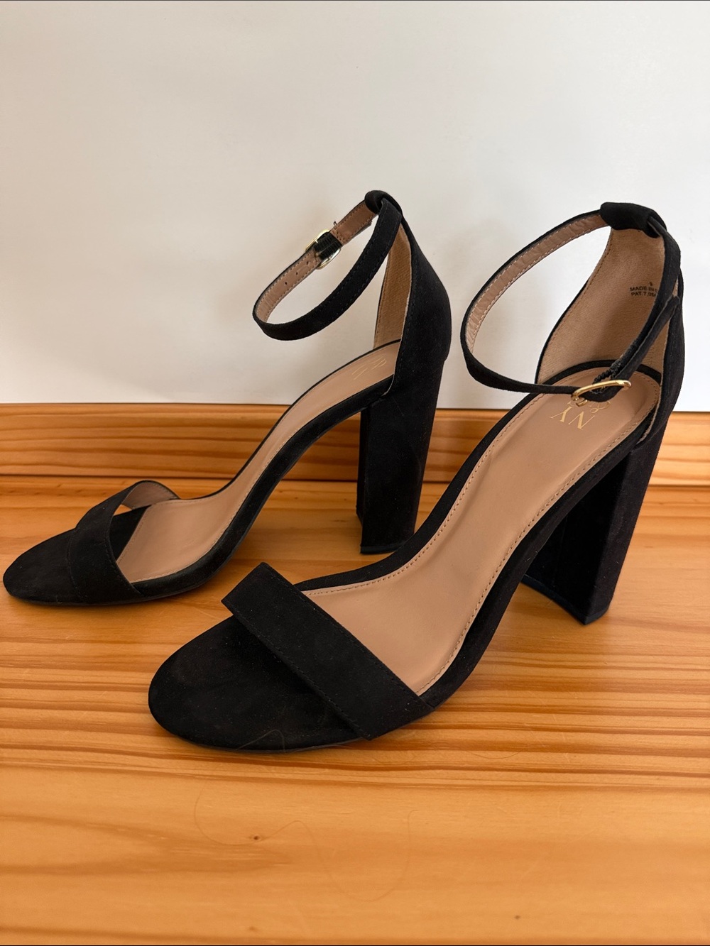 New York & Company Black Suede Ankle-Strap Block Heels Women’s Size 9